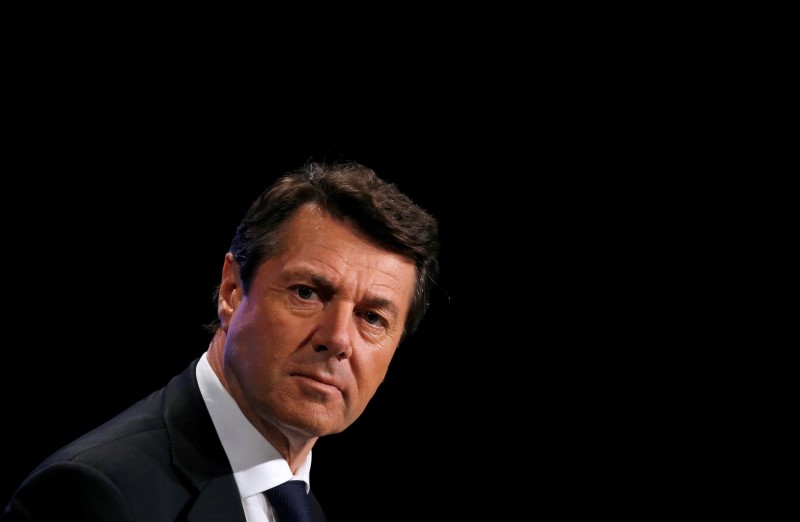 Christian Estrosi renonce à son tour à la primaire à droite