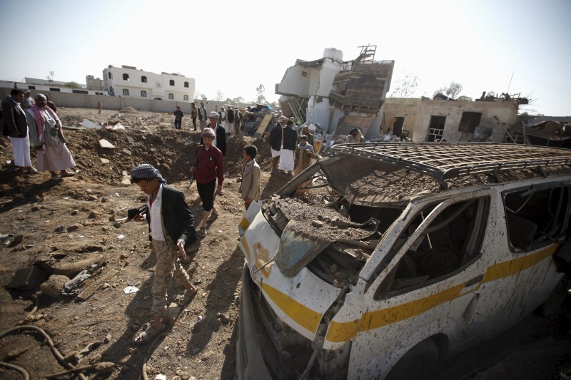 Téhéran accuse Ryad d'avoir bombardé son ambassade à Sanaa