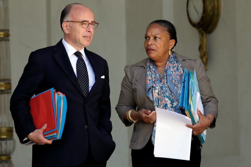 Cazeneuve et Taubira répondent aux critiques des magistrats