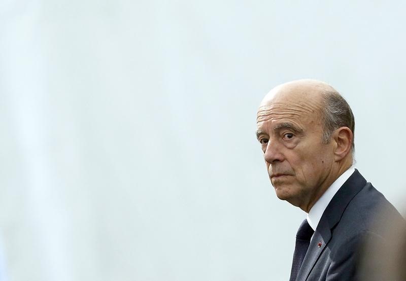 Alain Juppé ni trop à droite, ni trop à gauche, selon un sondage