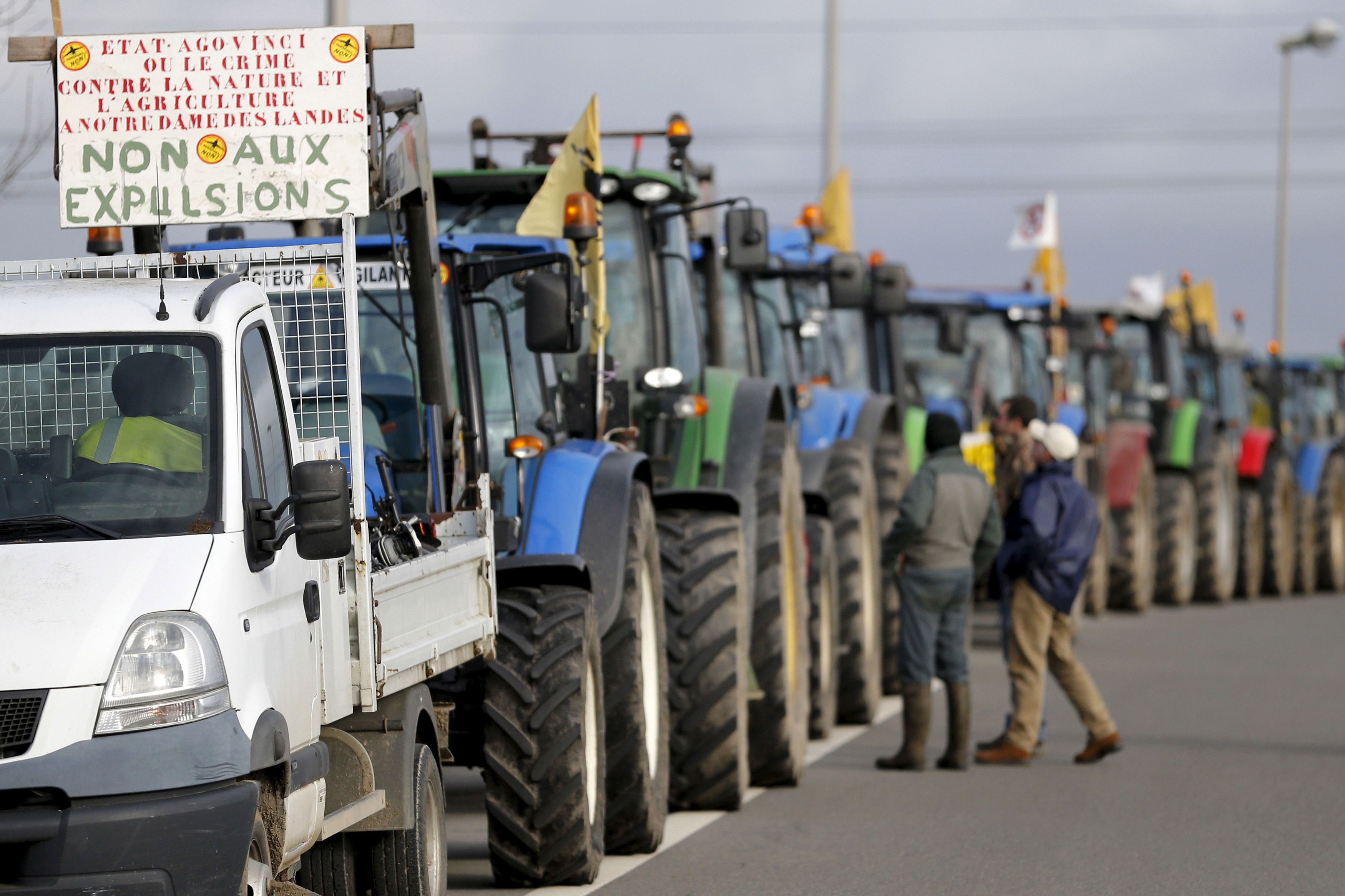 Des agriculteurs opposés à Notre-Dame-des-Landes évacués
