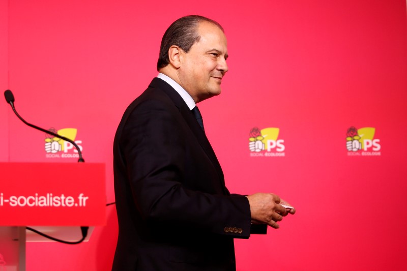 "Pourquoi pas" une primaire à gauche, dit Cambadélis