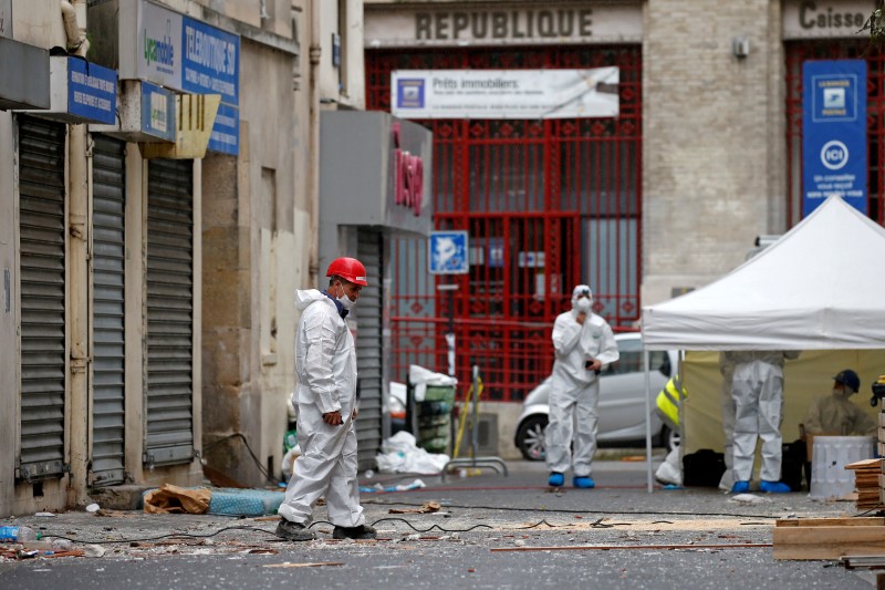 Le kamikaze qui s'est fait exploser à Saint-Denis identifié