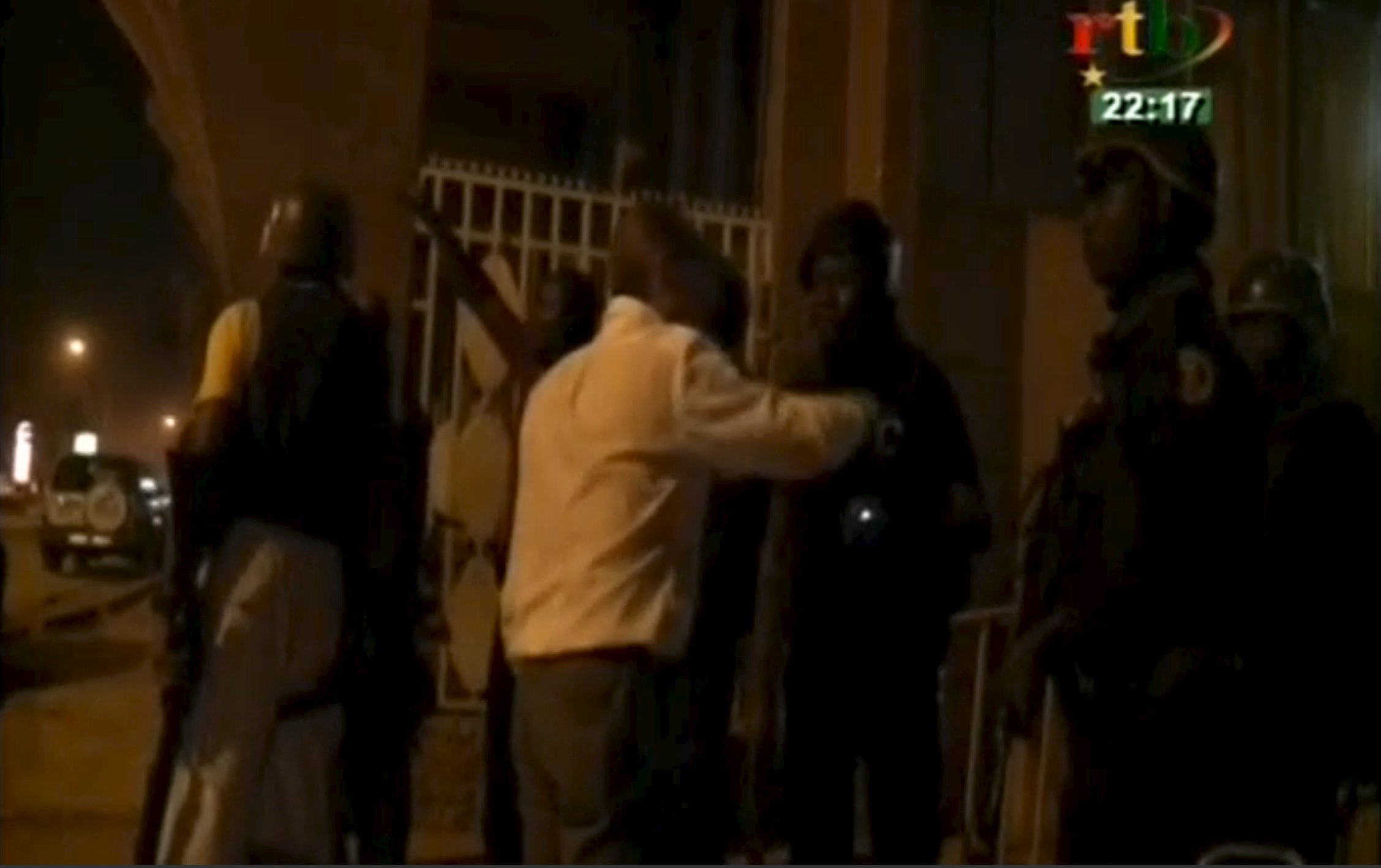 Au moins 20 morts dans l'attaque de l'hôtel à Ouagadougou