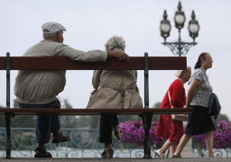 La France vieillit, nombre record de décès en 2015