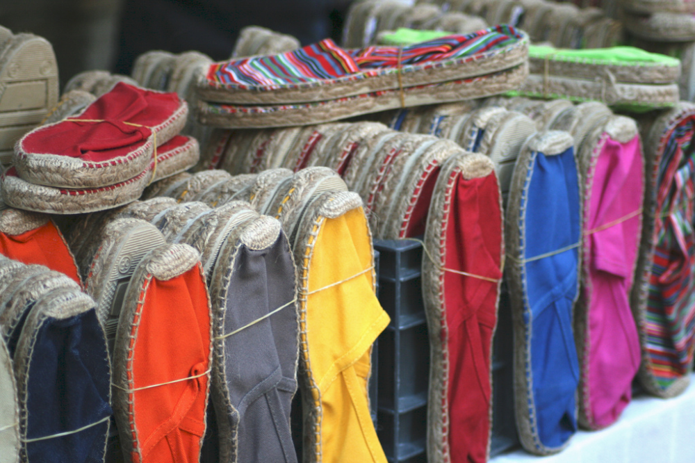 Tong, espadrille ou spartiate : les chaussures de l’été