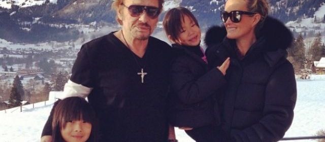 Johnny Hallyday fliqué sur Twitter, il se défend